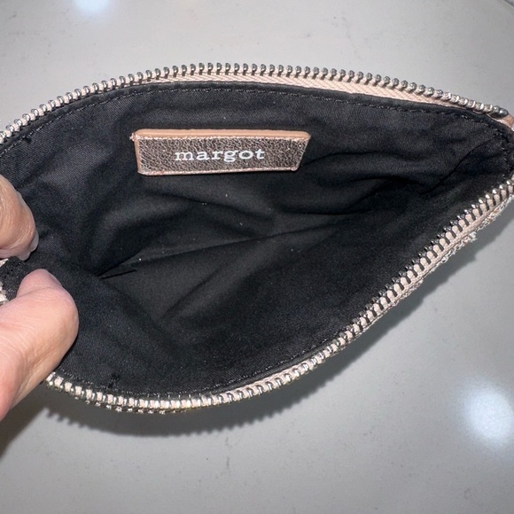 margot Genuine Leather Rose Gold Credit Card Holder - Picture 6 of 7